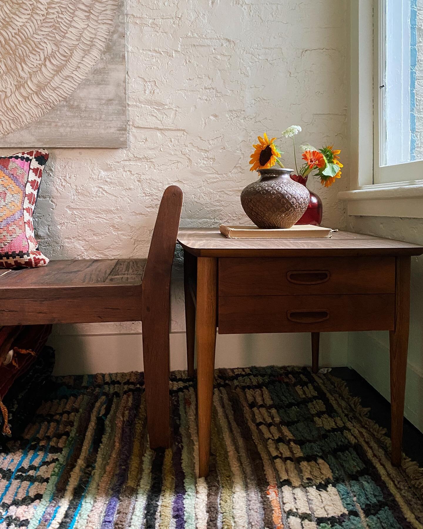 Mid-Century End Tables by Lane
Teak Bench 
Wood Carved Art by Eric Archer
Moroccan Rug 

The Rug Shop ~ 190 Main St, Saugerties 
#saugerties #saugertiesny #hudsonvalleyny #hudsonvalleyhomes #upstatehouse #hudsonvalleyrealestate