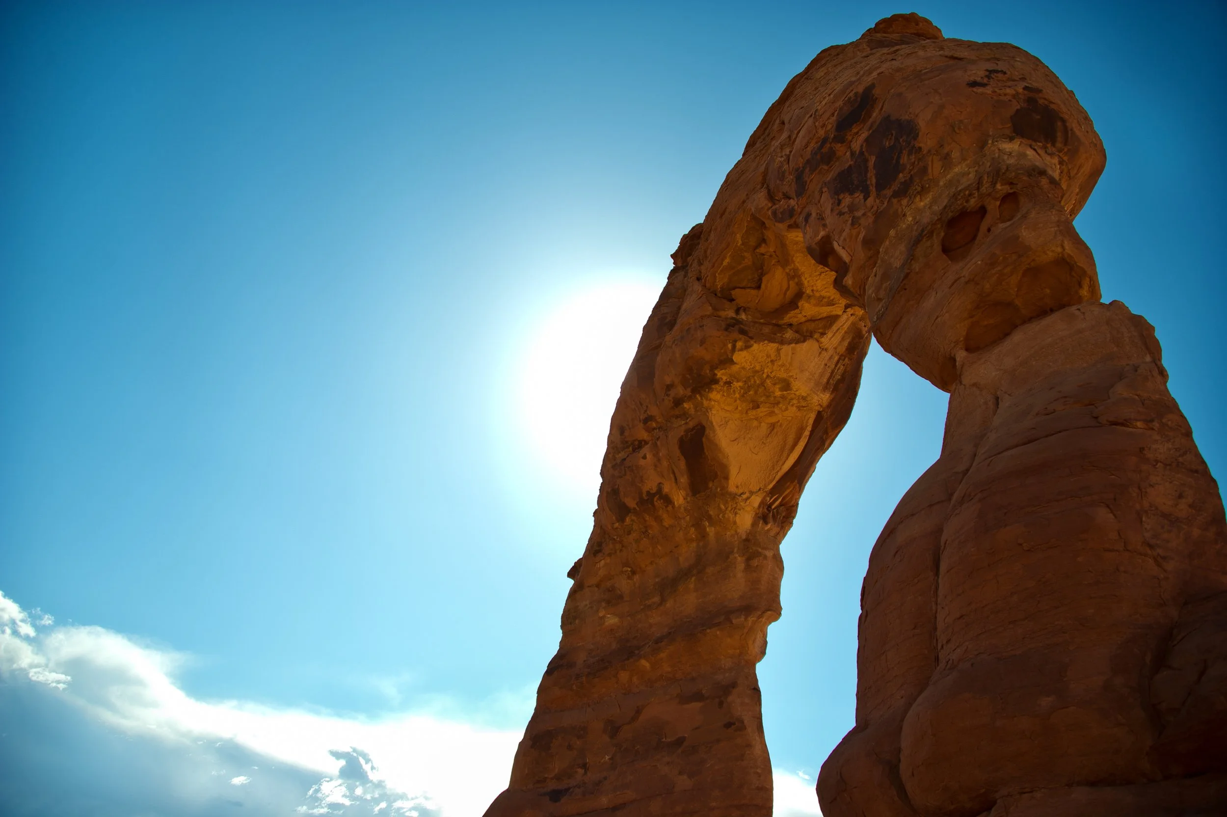 Delicate Arch in the sun.jpg