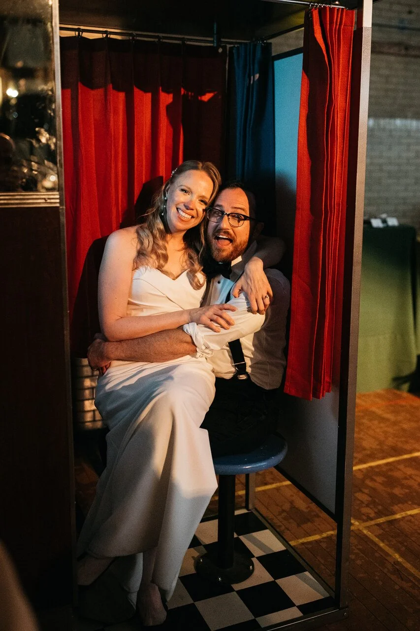 111-couple-photo-booth-red-curtain-bok-philadelphia.jpg