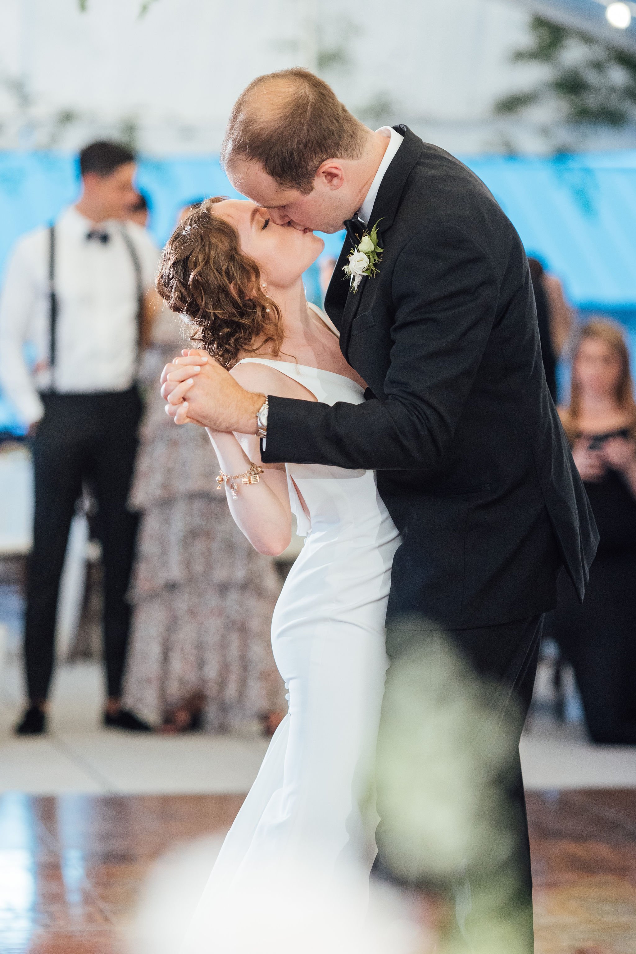 Hallie+Andrew-Wedding-AlisonDunnPhotography-852.jpg