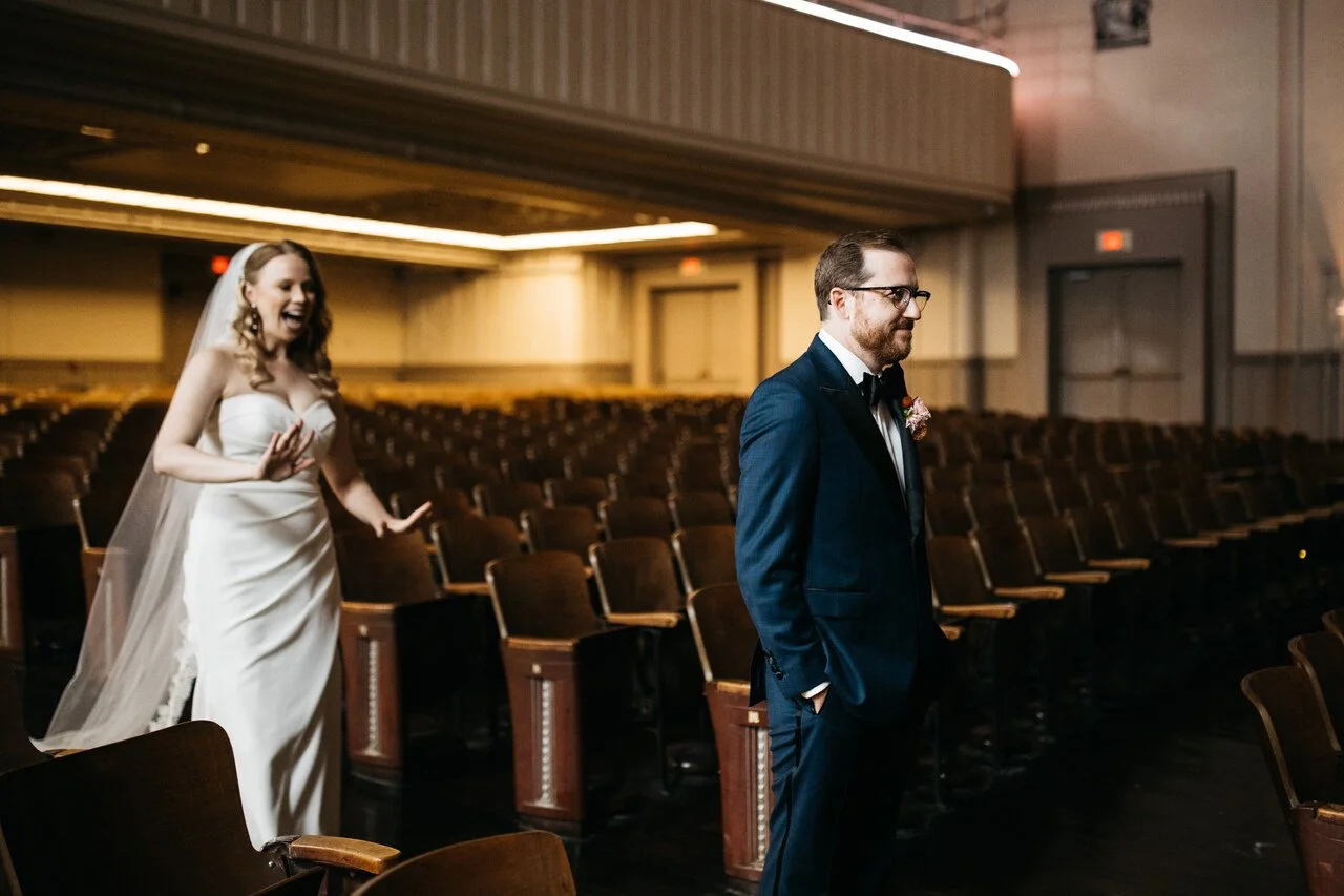 013-first-look-couple-auditorium-wide-bok-philadelphia.jpg