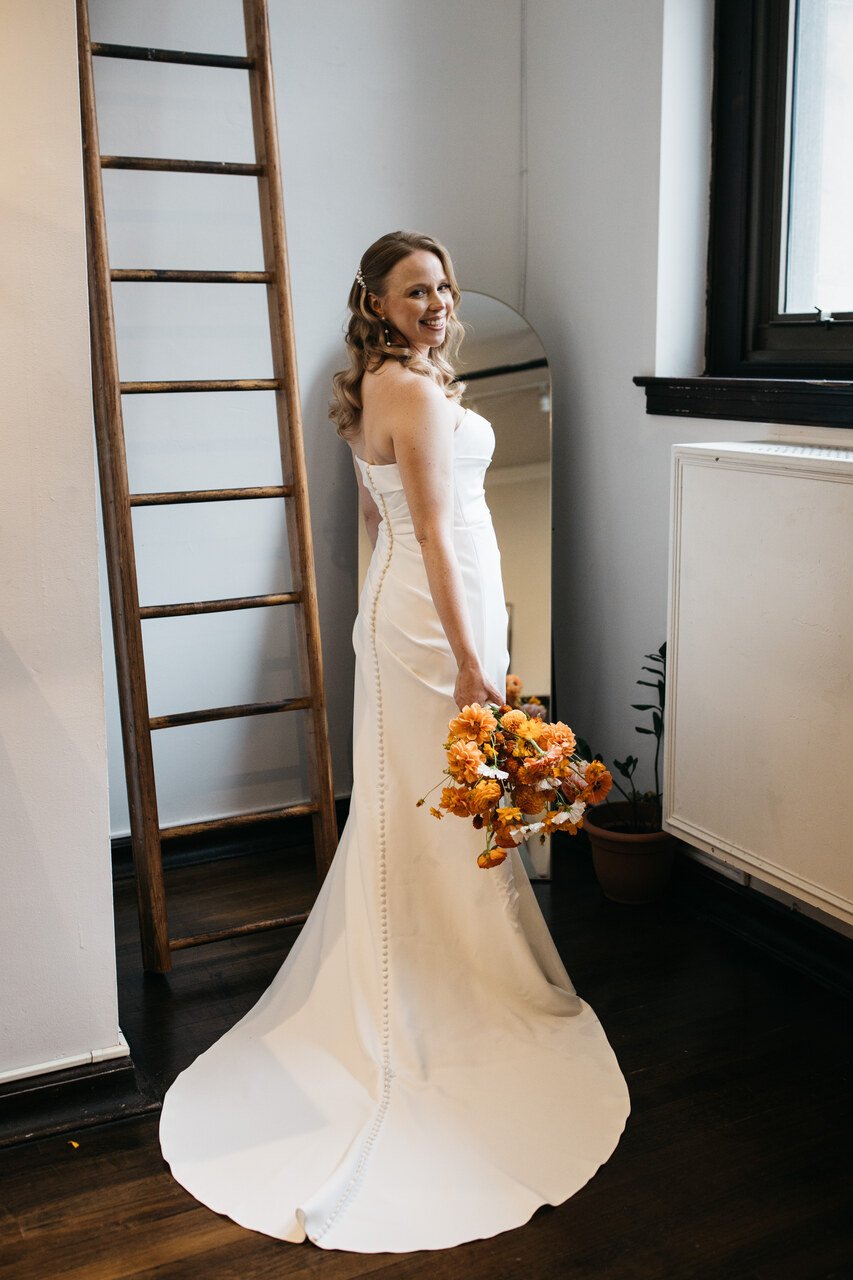 005-bride-portrait-wedding-dress-bouquet-ladder-bok-philadelphia.jpg