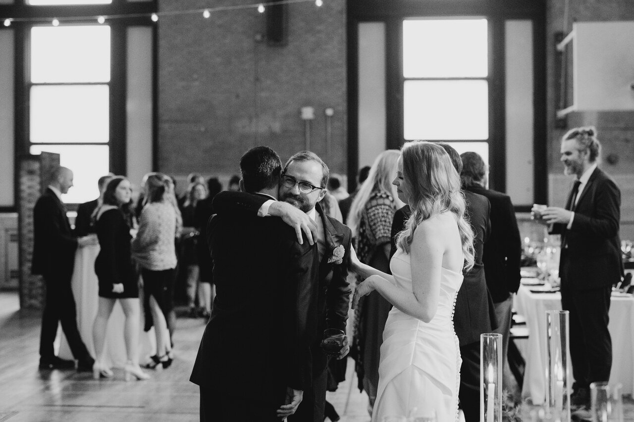 078-first-dance-black-white-couple-dancing-bok-gymnasium-philadelphia.jpg