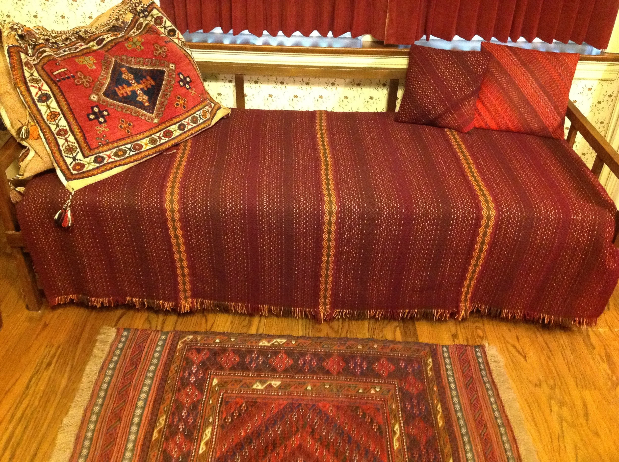 fiber art, tablet weaving, loom weaving, weaving history, brettchenweben, science and art,  pattern geometry