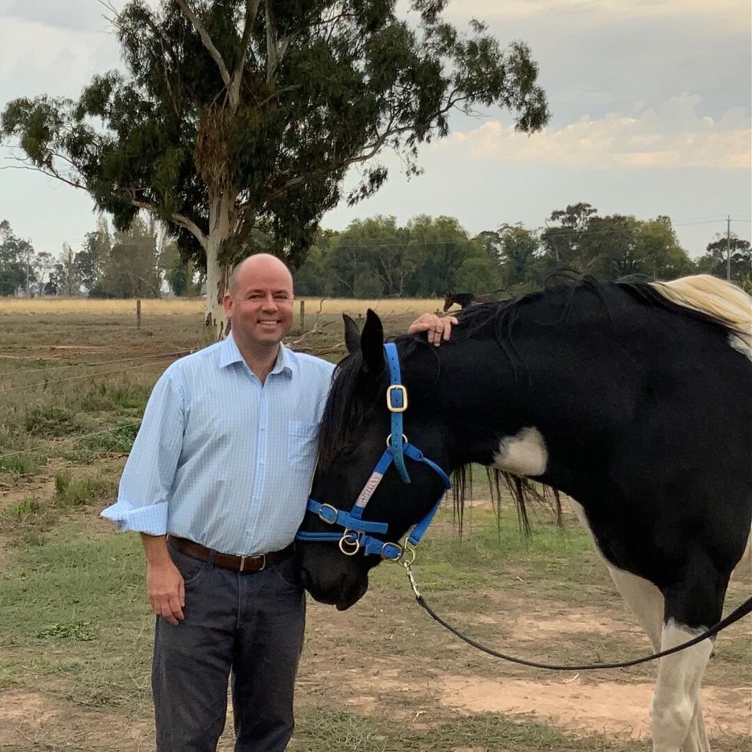 Our big Paint Lewis, taking a moment to chat to @sambirrellmp about some of the exciting things happening on the farm in Mooroopna North.