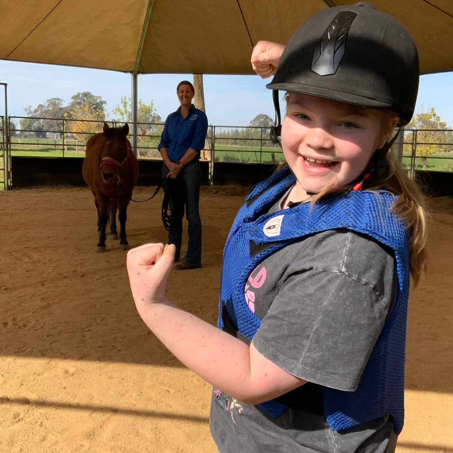 Amongst the seriousness of &lsquo;counselling&rsquo;, we too try to have fun. Every day the horses remind us to do this and today was no exception when Brea decided it would be funny to blow her nose all over this smiling participants arm 😆💙🐴

#ho