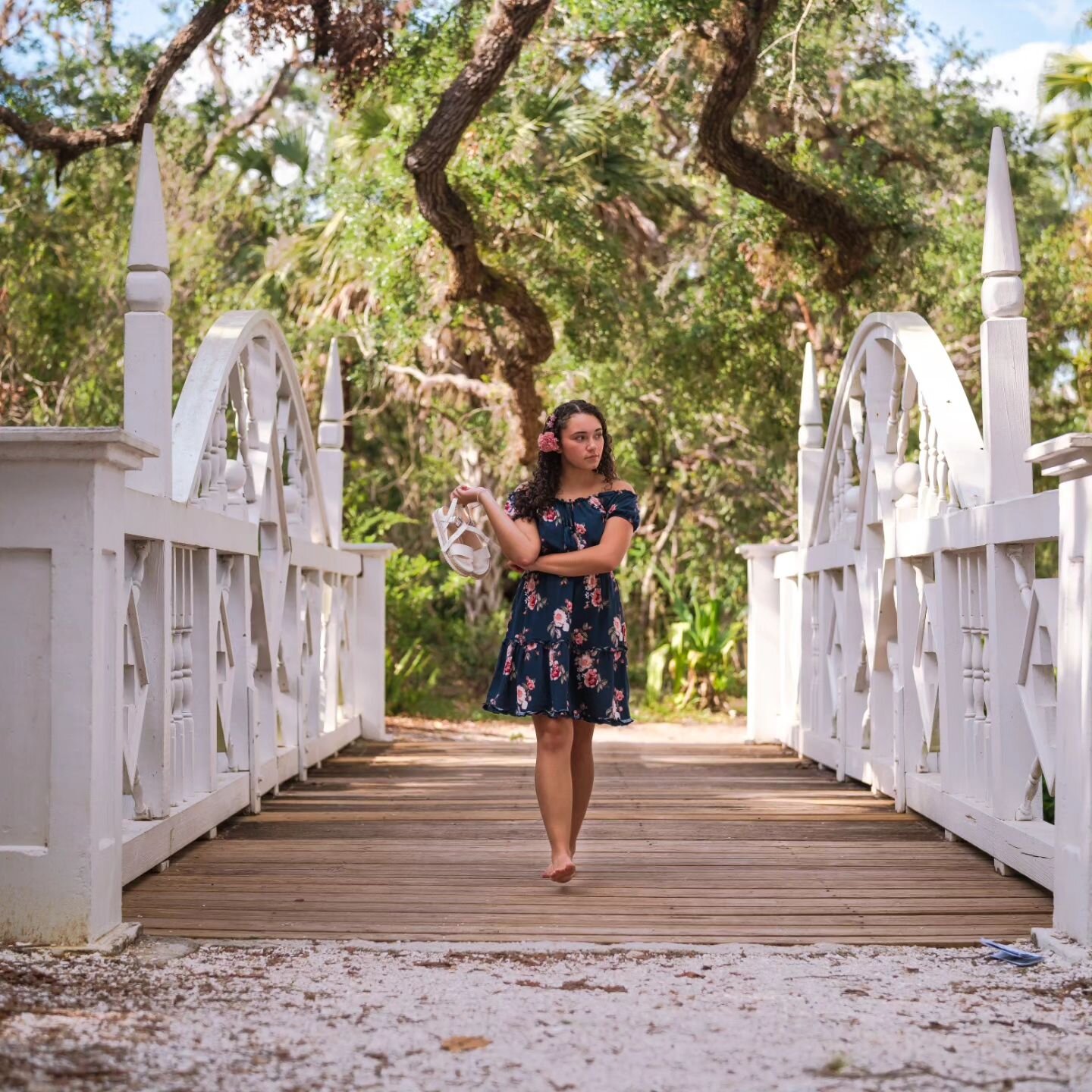 &quot;🎓 Senior vibes, personalized to the max! ✨ These graduation photos are a showcase of our individual style. 💯 We're stepping out of the traditional and embracing our unique personalities in every shot. 🌟 From choosing unconventional locations