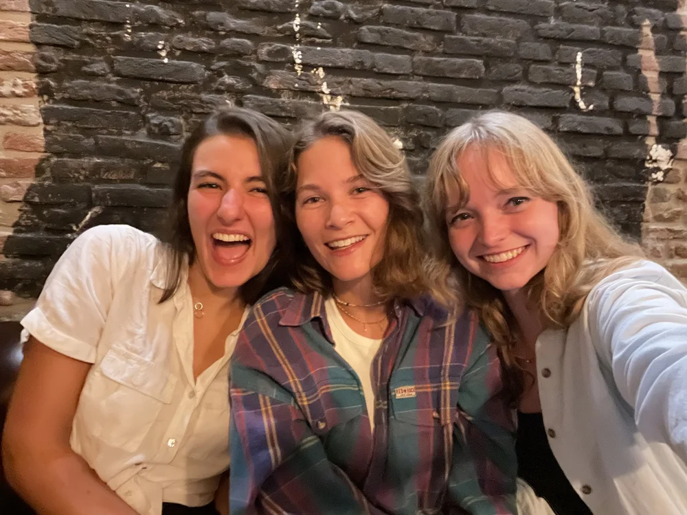 A photo of me and two girls I met in my program (Mathilde from Paris and Tina from Norway). 