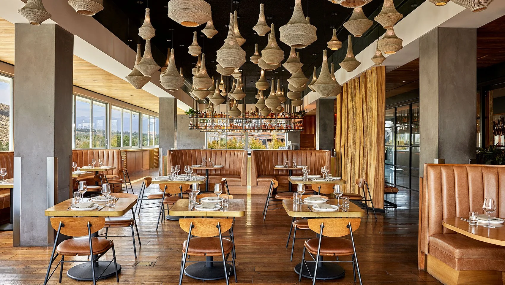 25-4-saints-rooftop-dining-room.jpg