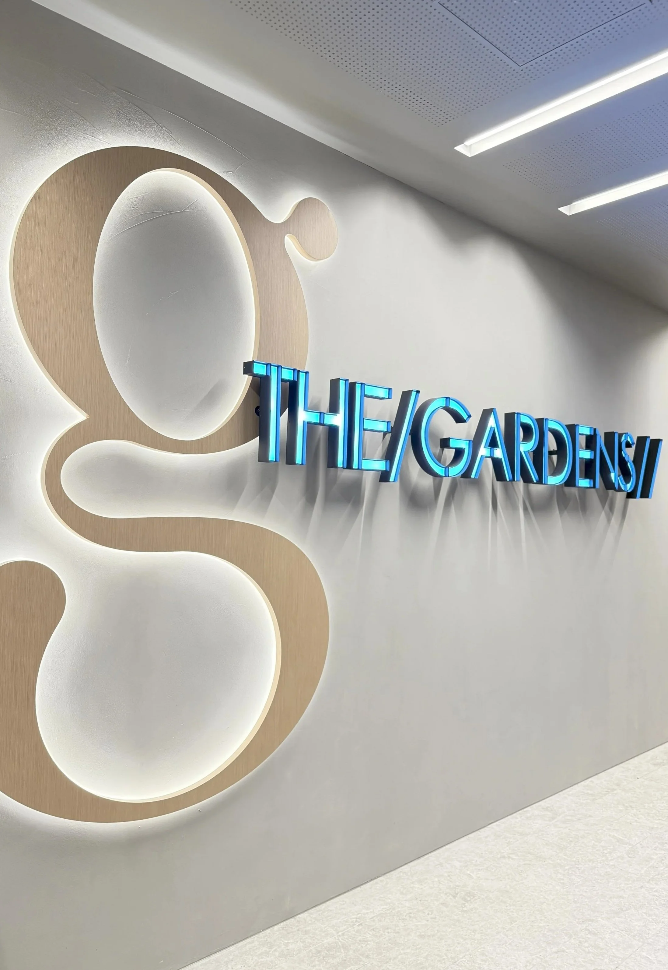 The Gardens café signage and finished interior at Martin Place