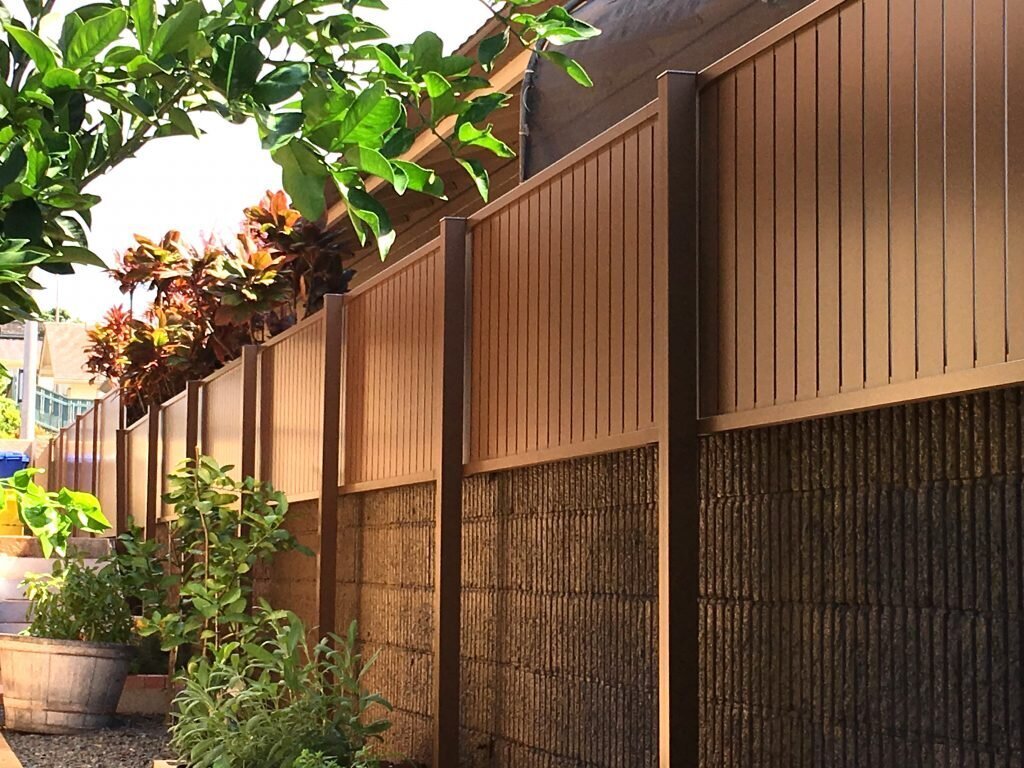 BNC-2-62_fence_.jpg