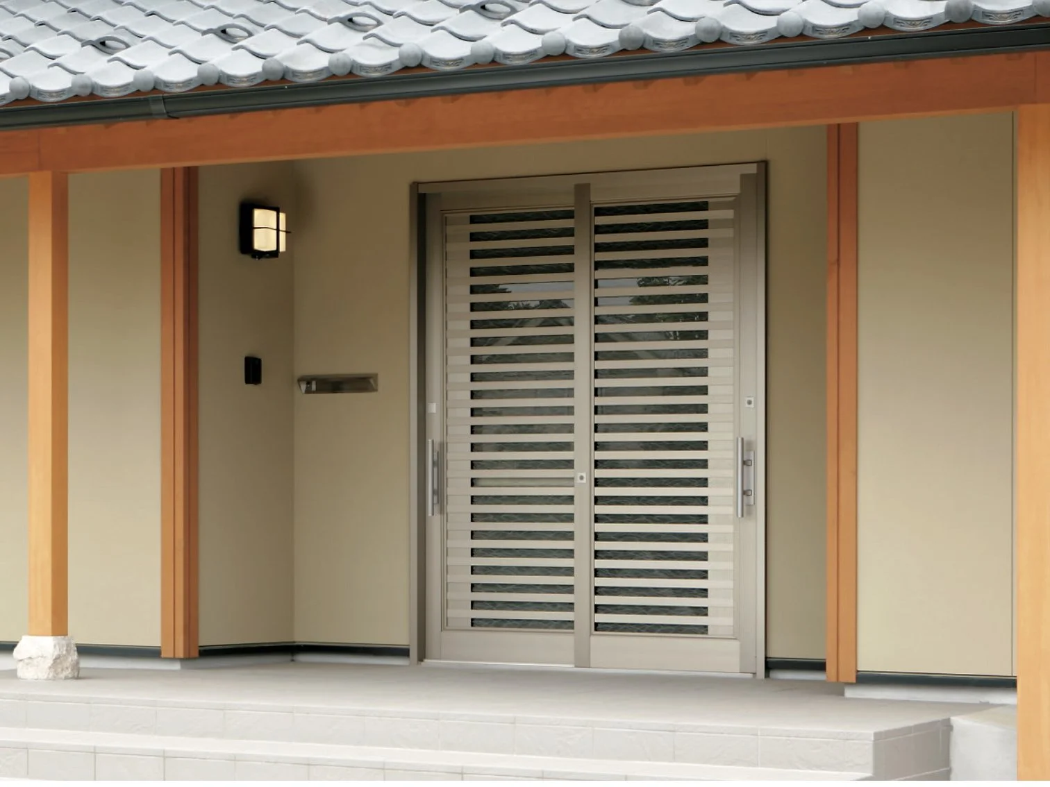 01-Door25-3.jpg