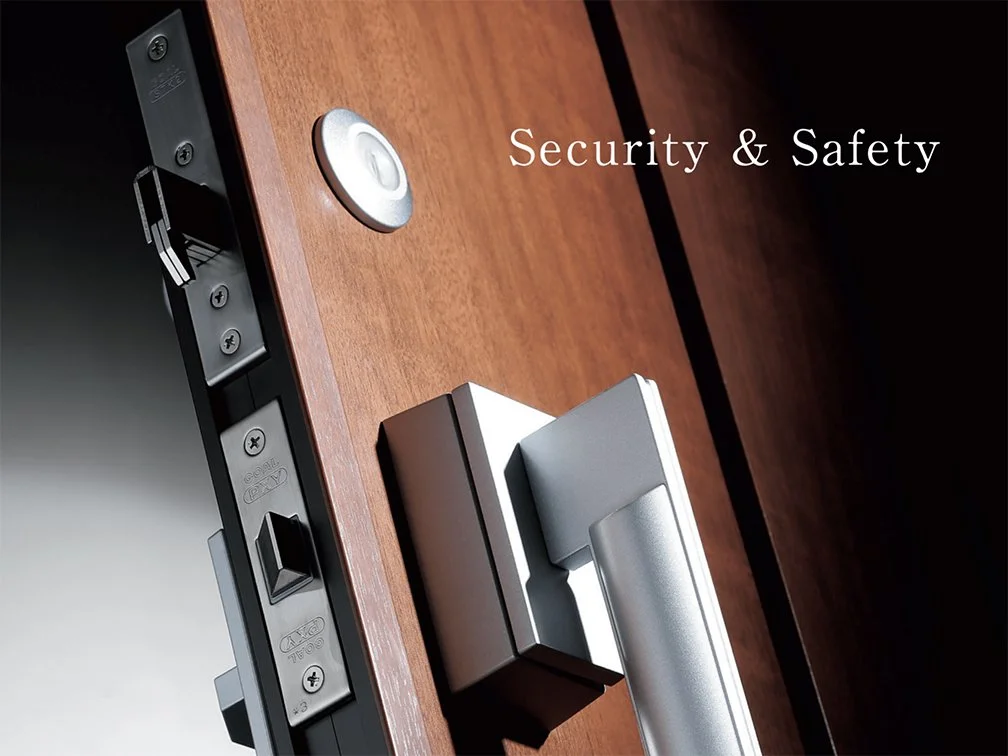 06-Door-lock+handle.jpg
