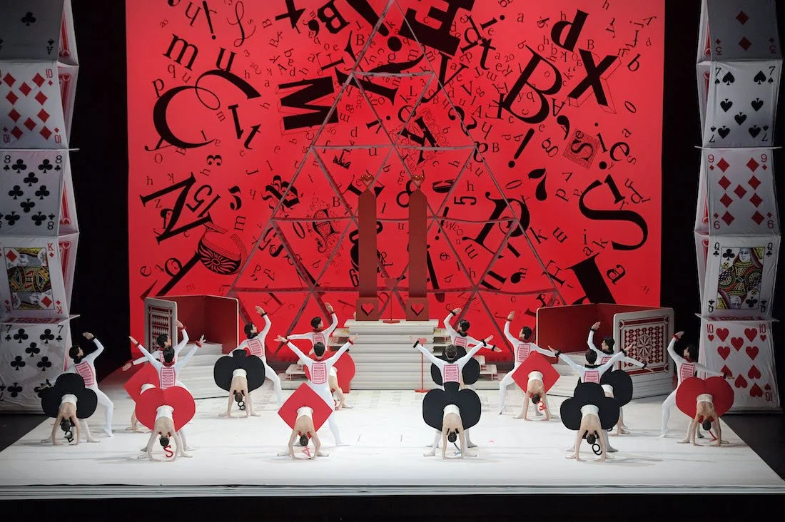 世界を熱狂させた大人気作、『不思議の国のアリス』のバレエ!