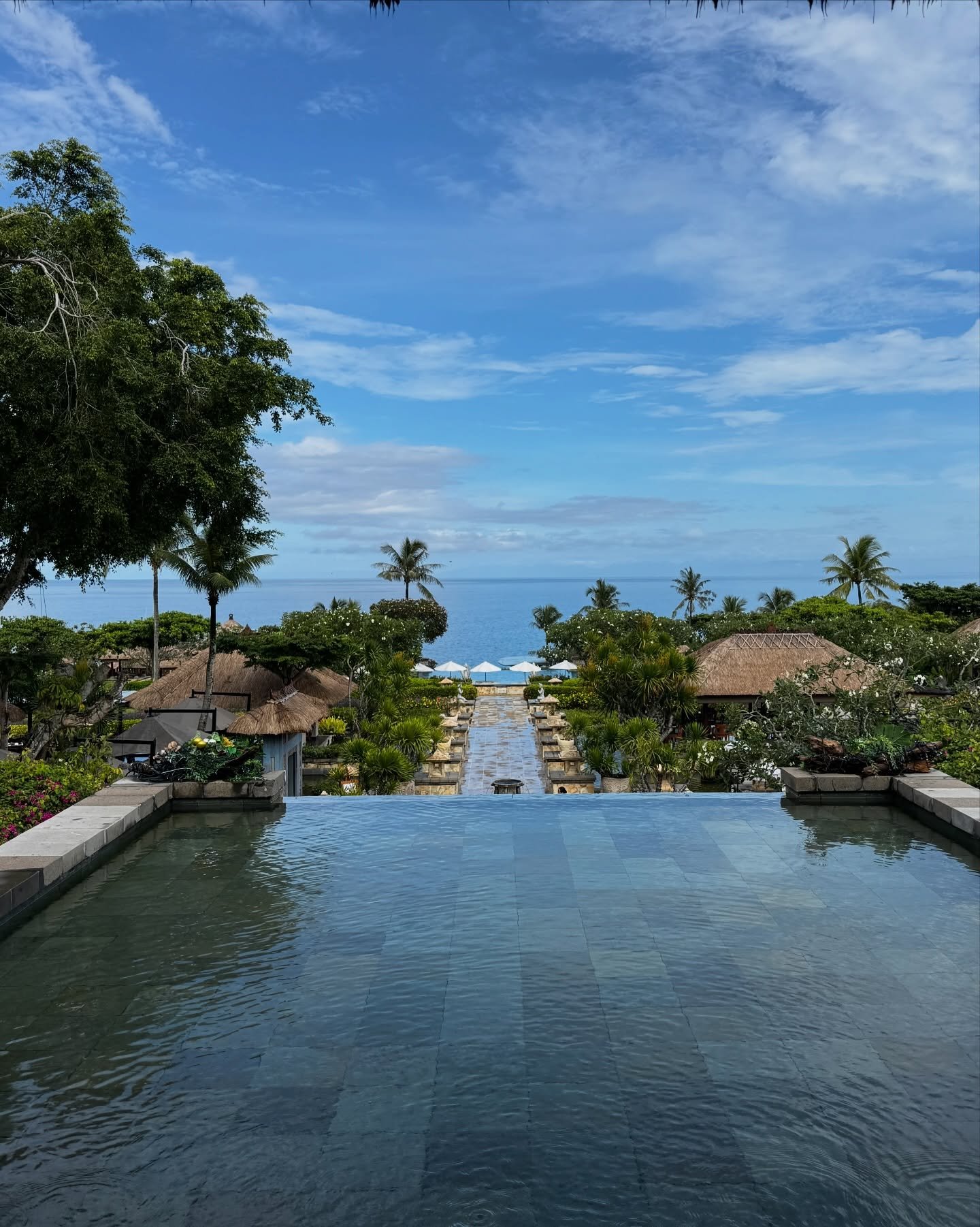 Quiet luxury in Bali.

Where space, light, and stillness
find their rhythm.

Luxury Experiences, Travel / Performing Arts / Culture
#STARRingMAGAZINE
#STARRingLuxury
#STARRingWorld
#Bali
#QuietLuxury