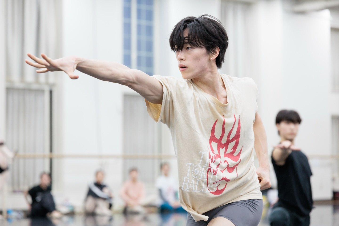 Before the curtain &mdash;
backstage,
there is discipline,
breath,
and repetition.

Le Sacre du Printemps
&mdash; Maurice B&eacute;jart

The Tokyo Ballet

Photo: Shoko Matsuhashi

Luxury Experiences, Travel / Performing Arts / Culture
#STARRingMAGAZI