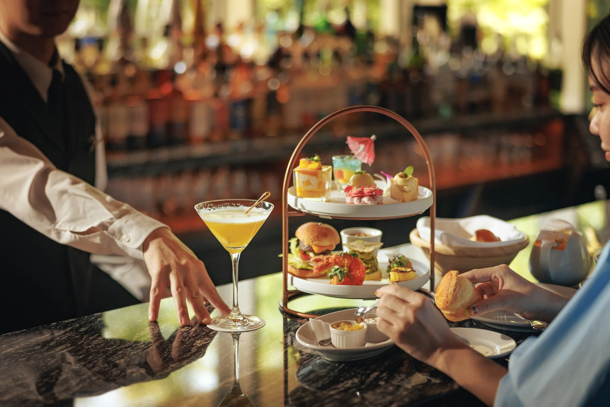 IL LUPINO PRIME、旬の果実と味わう「トロピカル・アフタヌーンティー」Tropical Afternoon Tea