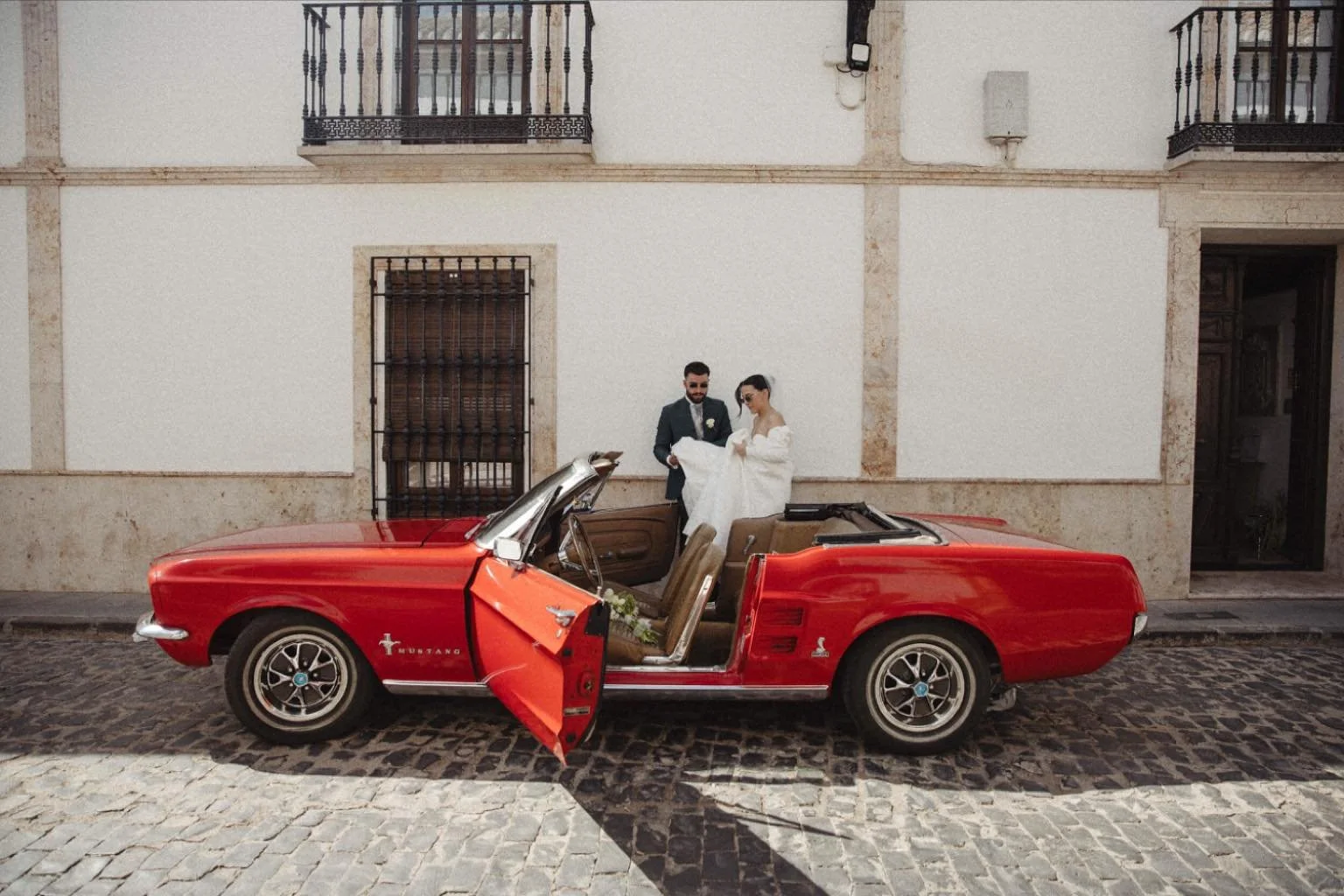 Classic
.
.
.
#Caleidoscopia #madridweddingphotographer