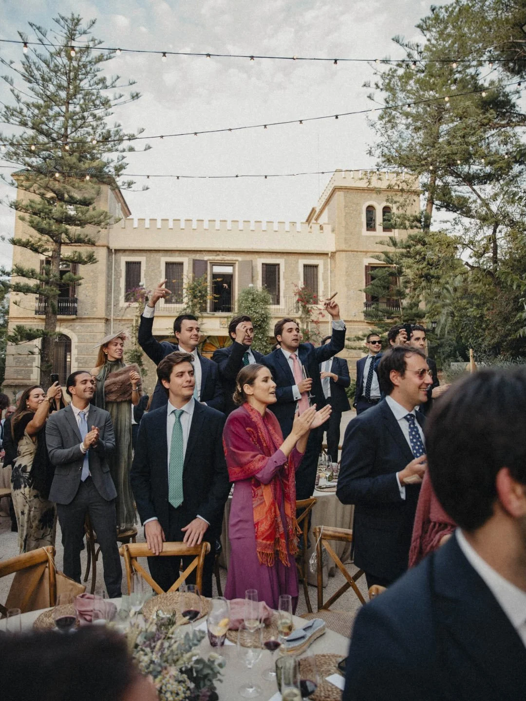 Make an entrance 
.
.
.
#Caleidoscopia #alicanteweddings #alicanteweddingphotographer