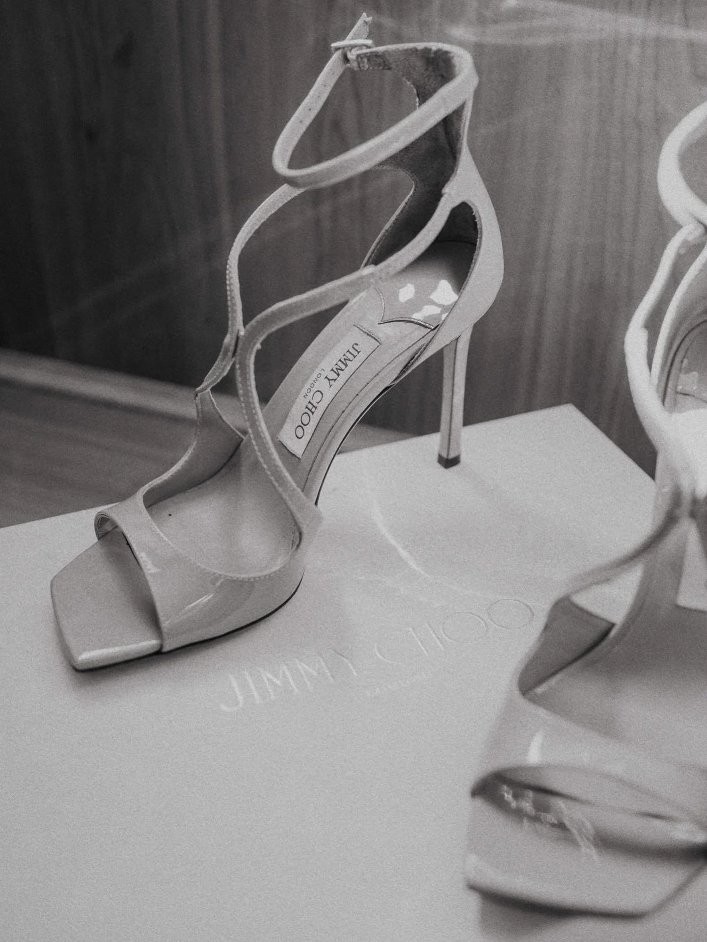 Choos for @virginiia30 
.
.
.
#Caleidoscopia #weddinginspo #madridweddingphotographer