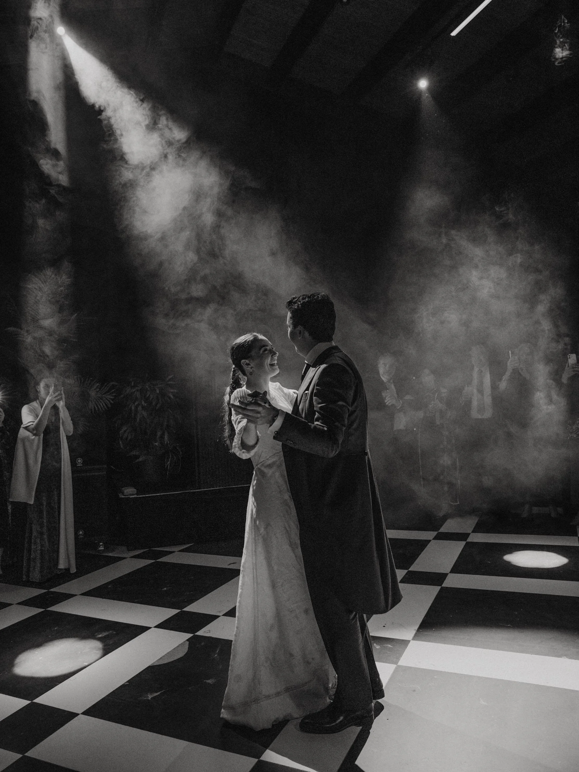 First dance
.
.
.
#Caleidoscopia #Madridweddingphotographer