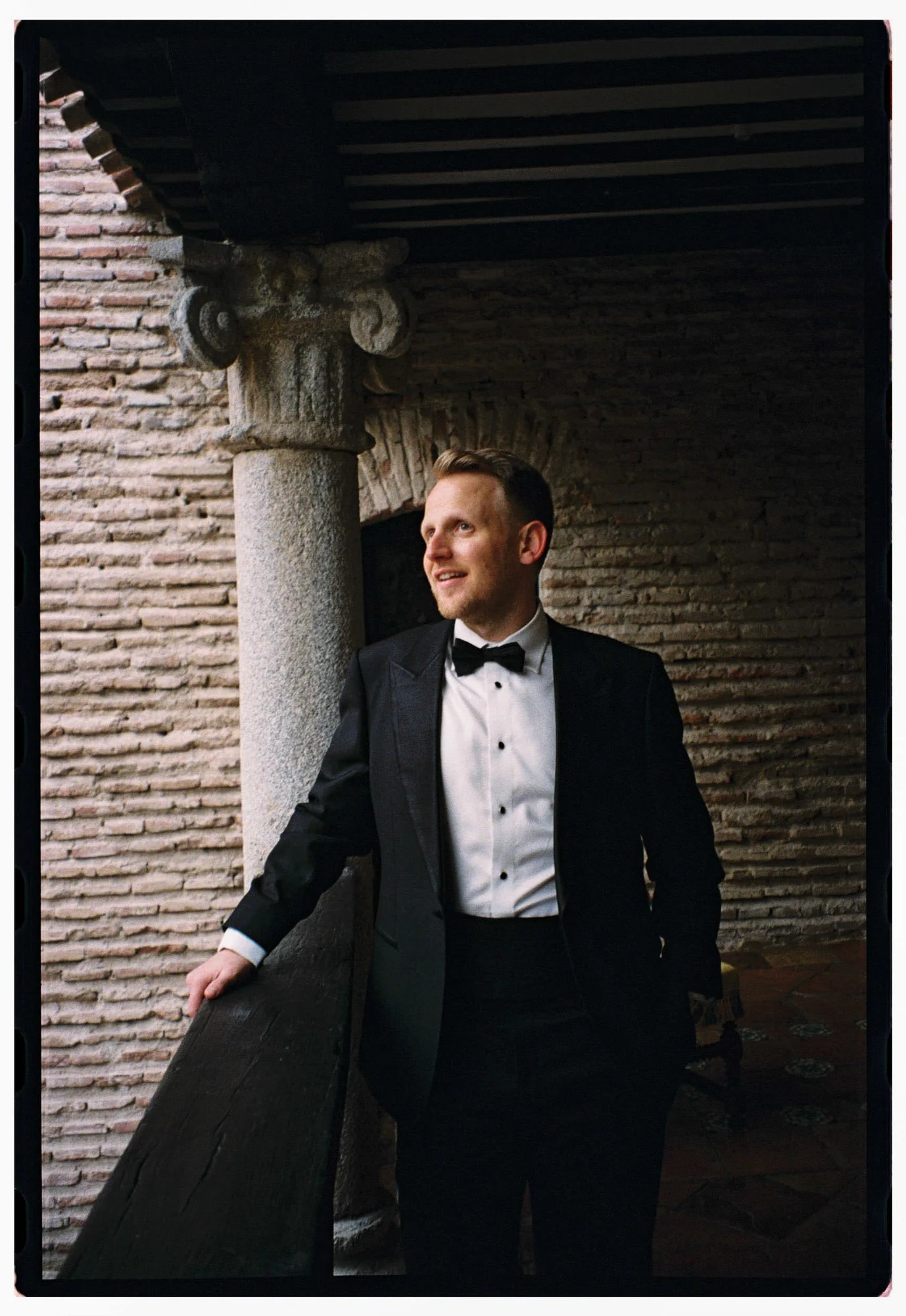 groom at castillo de batres