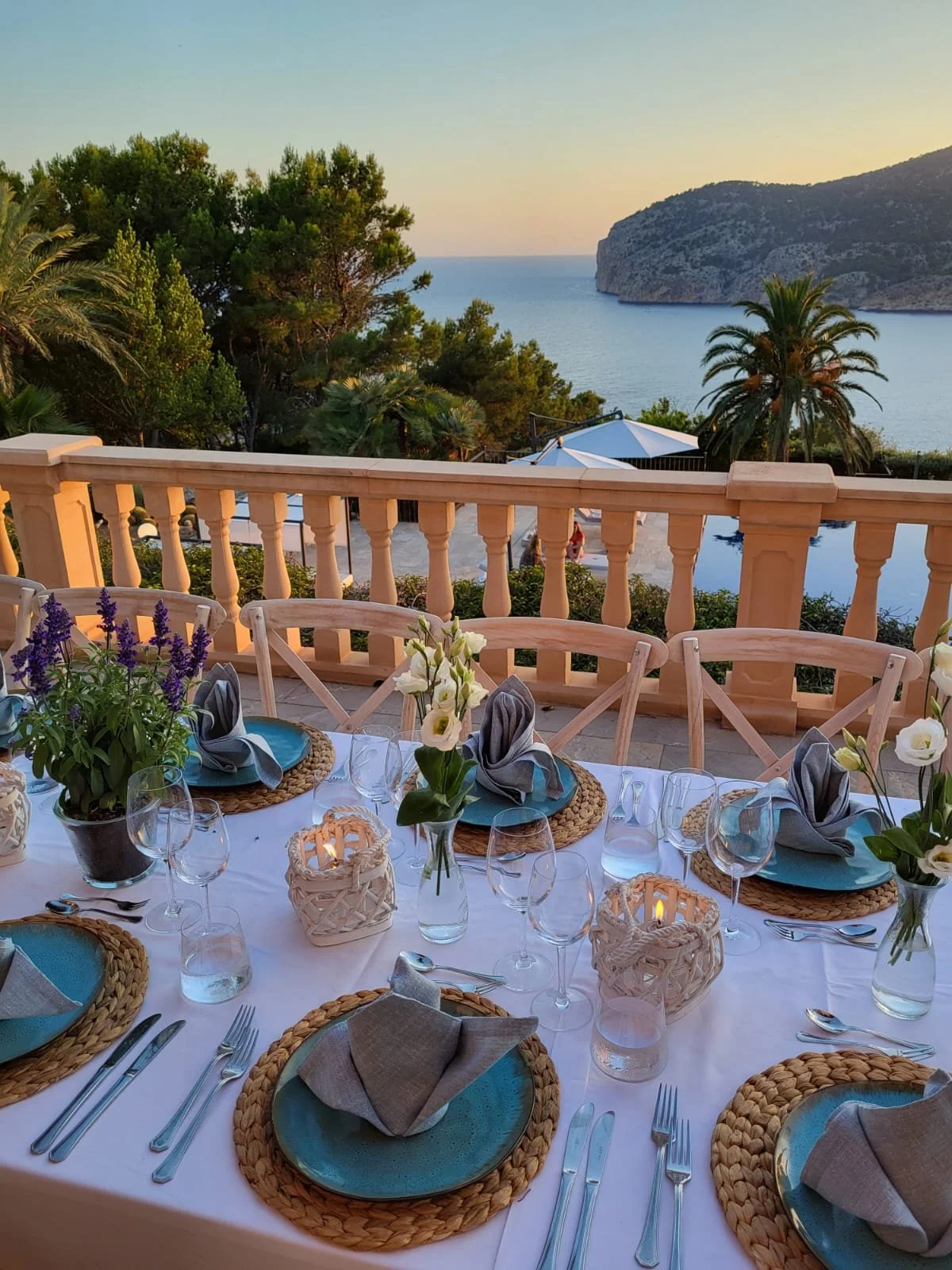 Luxury Bluelime Bespoke private chef experience with sea views from your Mallorca private villa