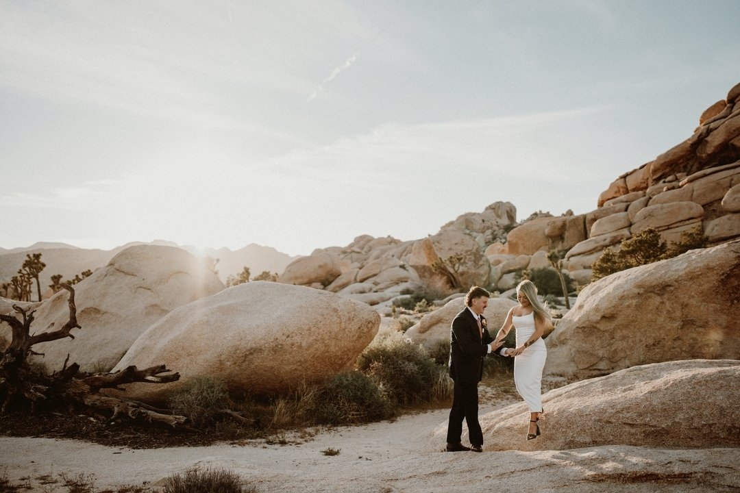 Danielle and Wilson are park guides so it was very fitting that they eloped in one.
&bull;⁠ The Creative Team &bull;⁠
Adventurous Couple: @danielleroams + @sirwilsonmoore
Danielle's Attire: Online Boutique
Wilson&rsquo;s Attire: @tarocash
Venue: JTNP