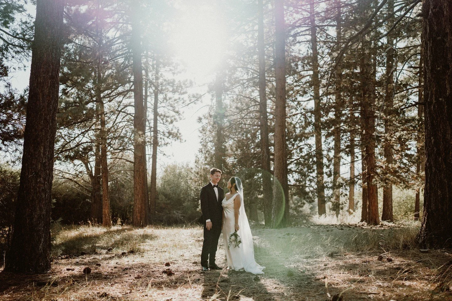 Lani + Ryan 

#jennandpawelphotography #jennandpawel #makeyourowntraditions #pawel_paparazzo #pawelpaparrazzo #lettheadventurebegin #adventurecouple #bigbearelopement #bigbearelopementphotographer
#bigbear #bigbearwedding #bigbearphotography #bigbear