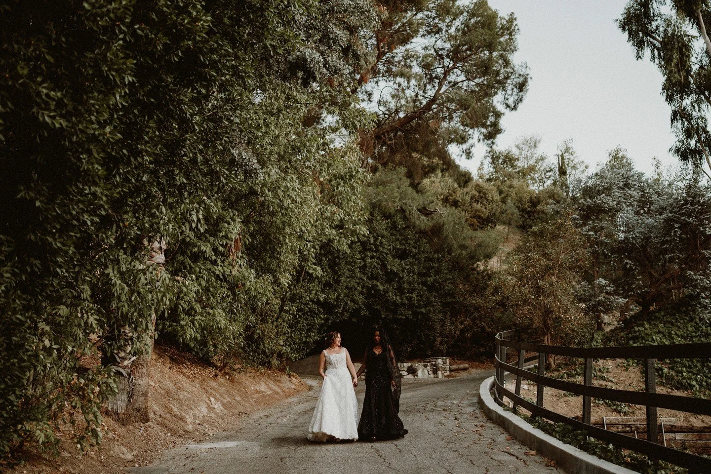 Afrika + Molly
&bull;⁠ The Creative Team &bull;⁠
Beautiful Couple: @mollyalysee + @affy_duck4l
Bridal Store: @lilibridals
Molly's Attire: @justinalexander
Afrika&rsquo;s Attire: Custom Design by @lilibridals
Venue: Friend Home
Florist: DIY by the Bri