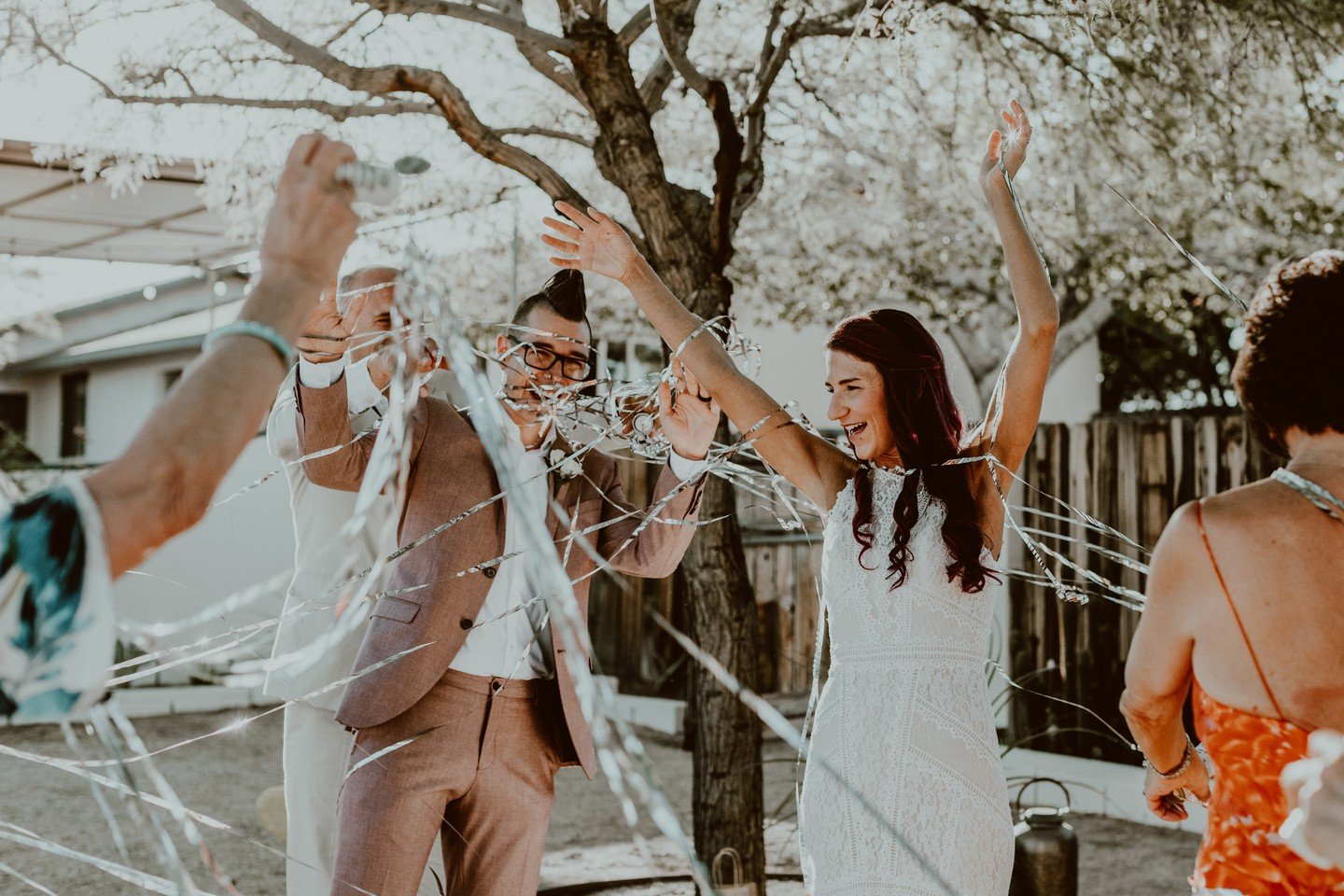 Cheers to the weekend!

#jennandpawelphotography #joshuatreephotographer #joshuatreewedding