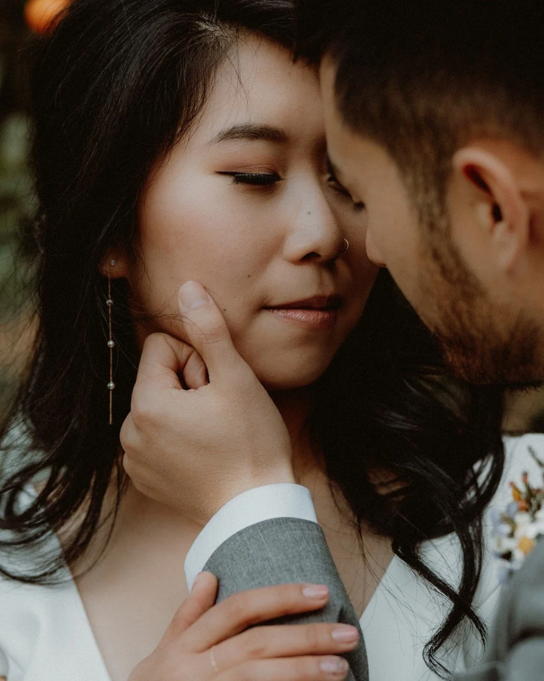 You can just feel the love.

#jennandpawelphotogrphy #elopementphotographer