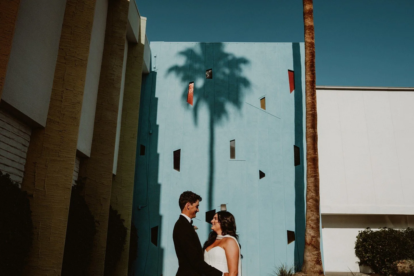 Happy anniversary to Kalli and Andrew.

#jennandpawelphotography #jennandpawel #makeyourowntraditions #pawel_paparazzo #pawelpaparrazzo #lettheadventurebegin #adventurecouple #palmsprings #palmspringswedding
#palmspringsphotography #palmspringsweddin