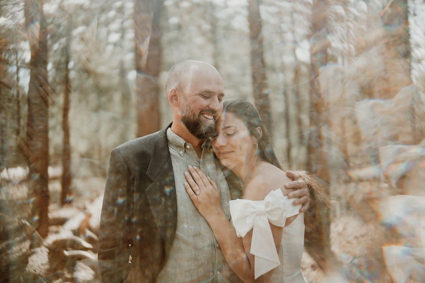 Happy first anniversary to Abby an Nick.

#jennandpawelphotography #jennandpawel #makeyourowntraditions #pawel_paparazzo #pawelpaparrazzo #lettheadventurebegin #adventurecouple #bigbearelopement #bigbearelopementphotographer
#bigbear #bigbearwedding 