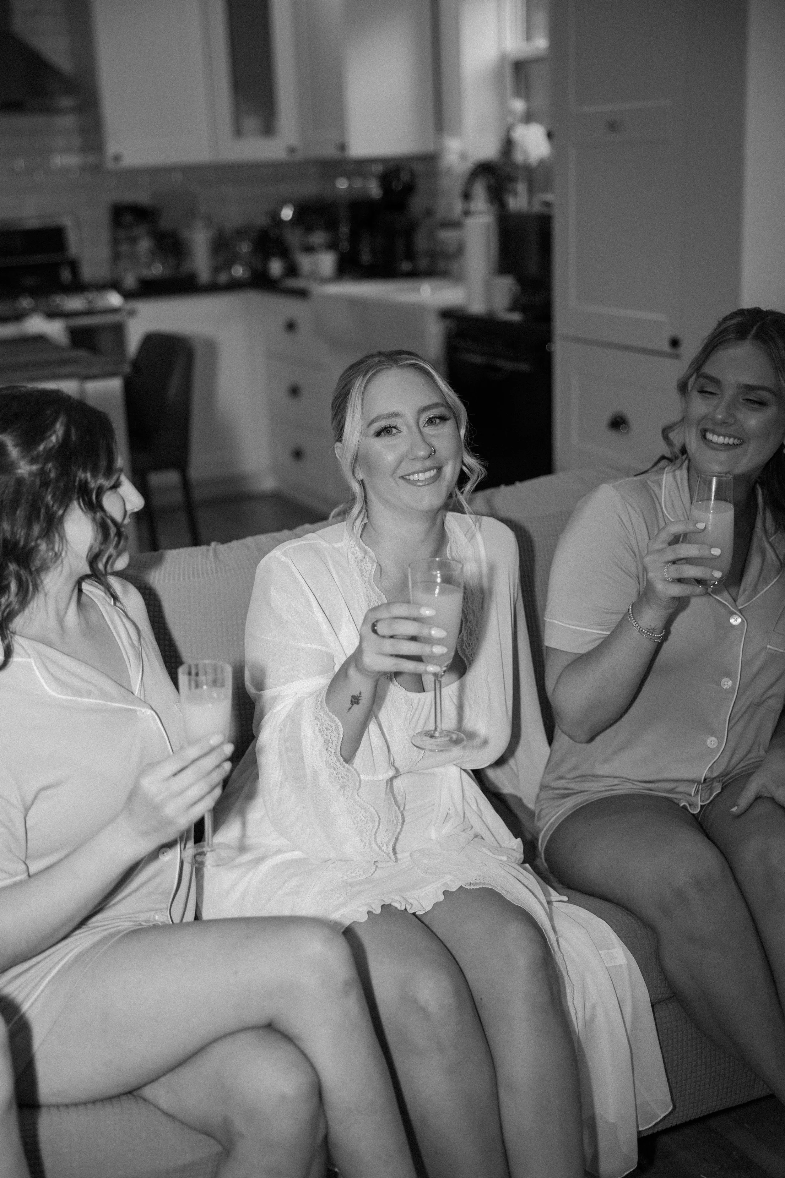 23-05-2026-Hannah&GregoryTeasers-15.jpg