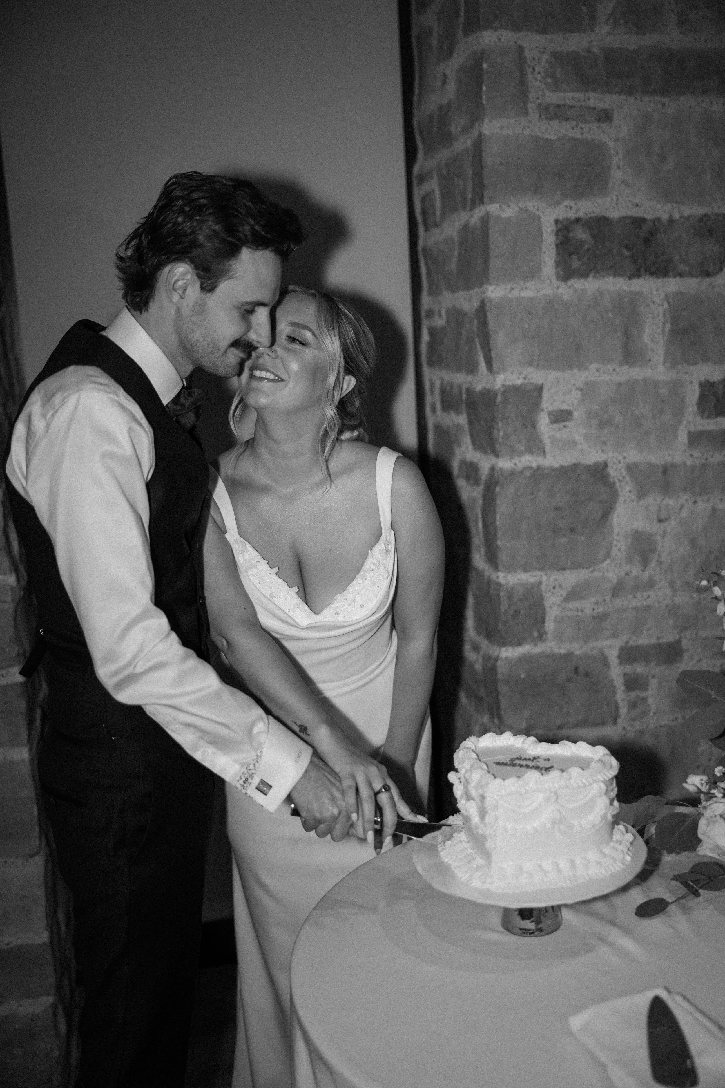 23-05-2026-Hannah&GregoryTeasers-170.jpg