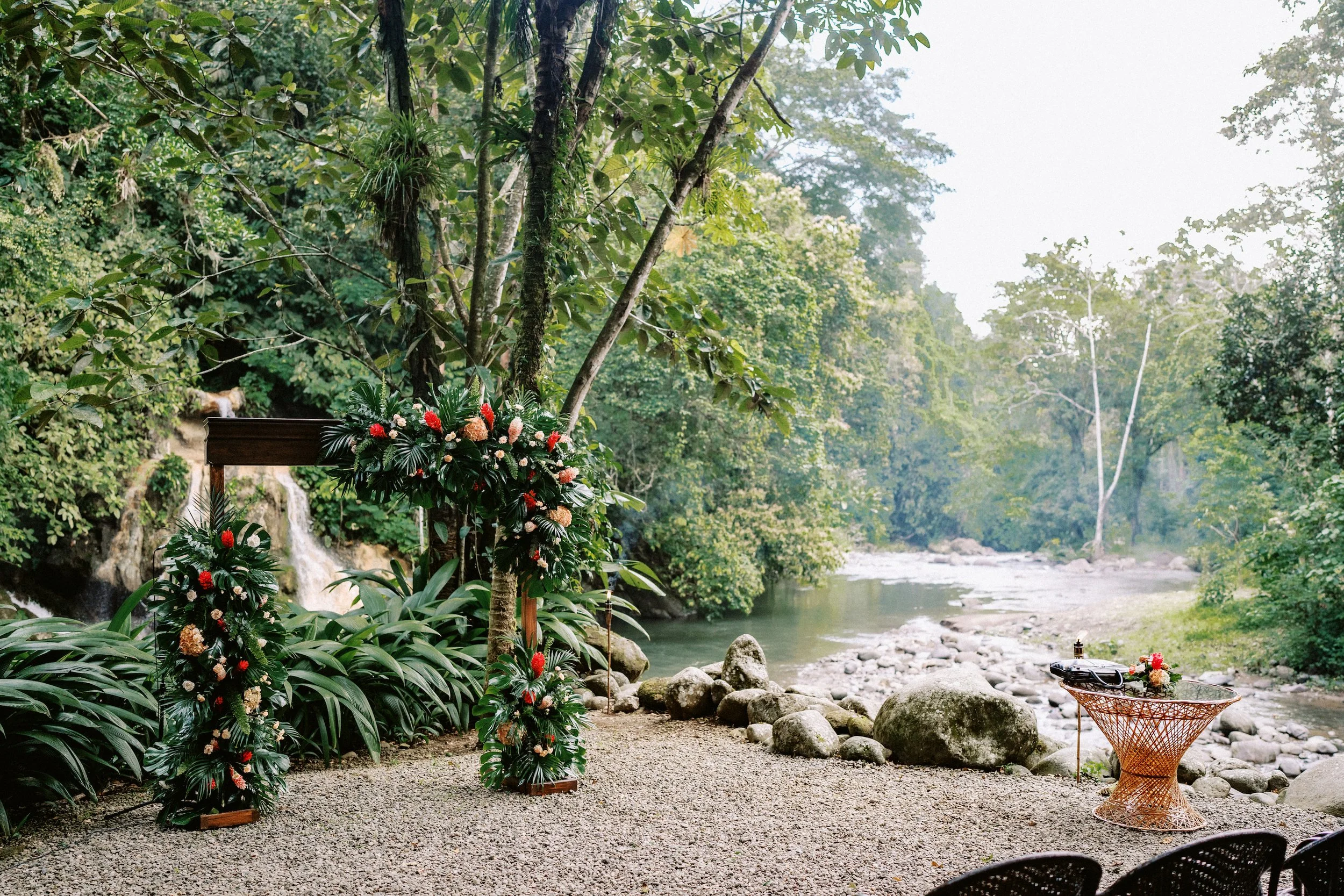Stunning wedding by Arenal Volcano with breathtaking views of the river