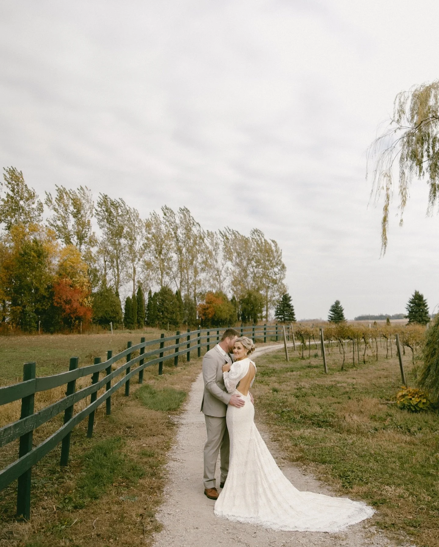 Mr. &amp; Mrs Ricke🍂🎞️🤎

// lowa wedding, lowa, Wedding trends, Midwest wedding, Midwest, Wedding photographer, lowa wedding photographer, Engagement Session, Engaged, Engagement Photos, Des Moines Wedding, Des Moines, Midwest Photographer, Midwes