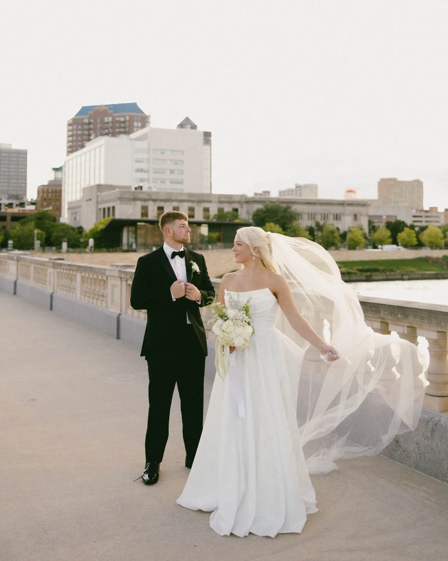 Your wedding day is one of the few moments in life that passes in a heartbeat.. but it deserves to be remembered exactly as it felt🕊️🎞️

// lowa wedding, lowa, Wedding trends, Midwest wedding, Midwest, Wedding photographer, lowa wedding photographe