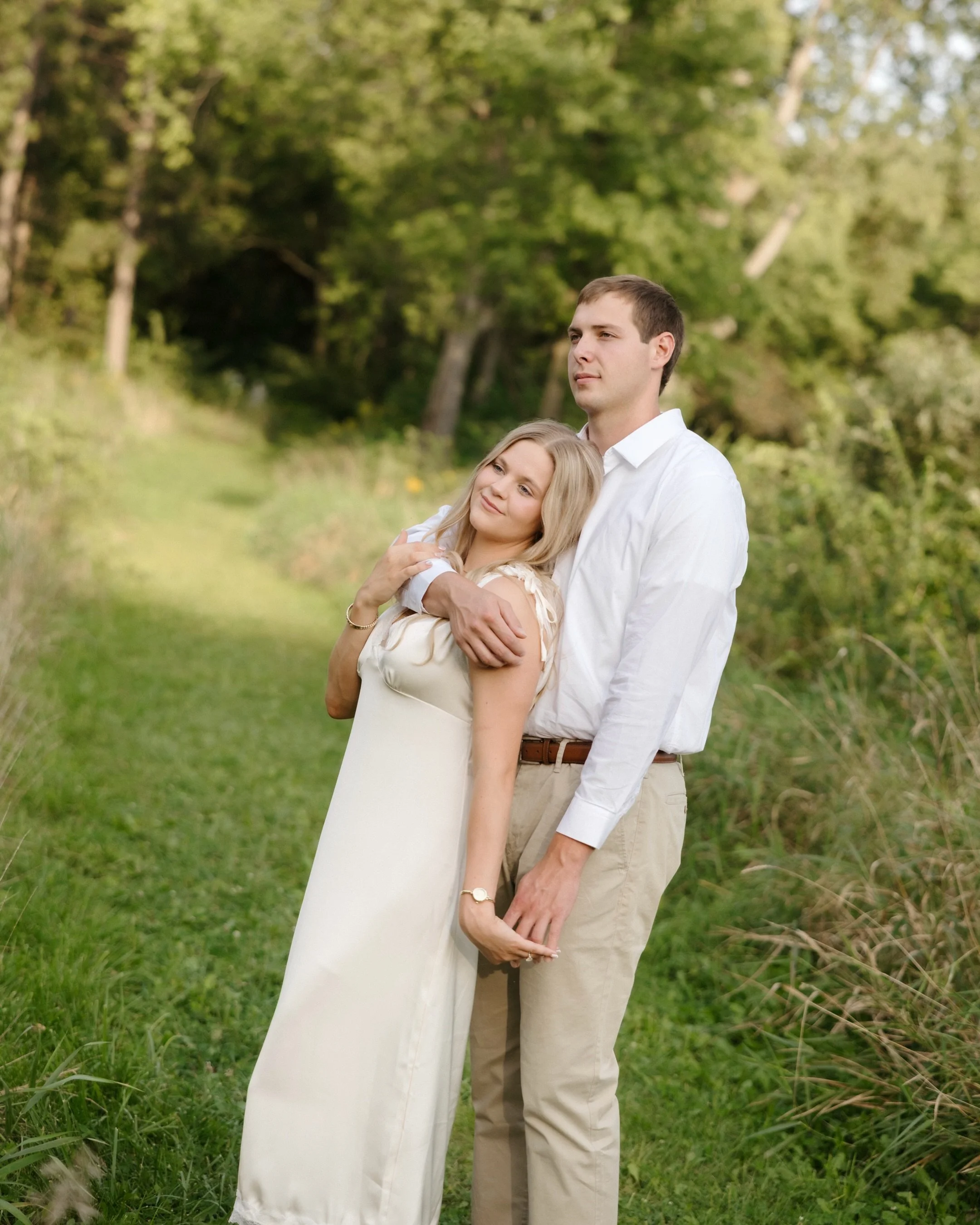 Maci + Ethan 🕊️🤍

// lowa wedding, lowa, Wedding trends, Midwest wedding, Midwest, Wedding photographer, lowa wedding photographer, Engagement Session, Engaged, Engagement Photos, Des Moines Wedding, Des Moines, Midwest Photographer, Midwest Weddin