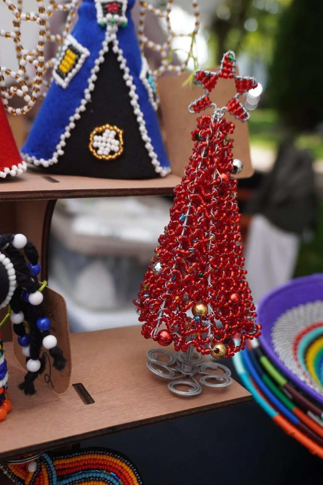 Red beaded wire Christmas tree