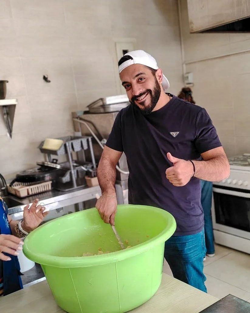 There&rsquo;s something special about sharing a meal together. 🍽✨ Yesterday, we welcomed 50 elderly guests to @beiteldiafeh for lunch, transforming an ordinary day into one filled with smiles, conversation, and connection. Many shared how rare it is