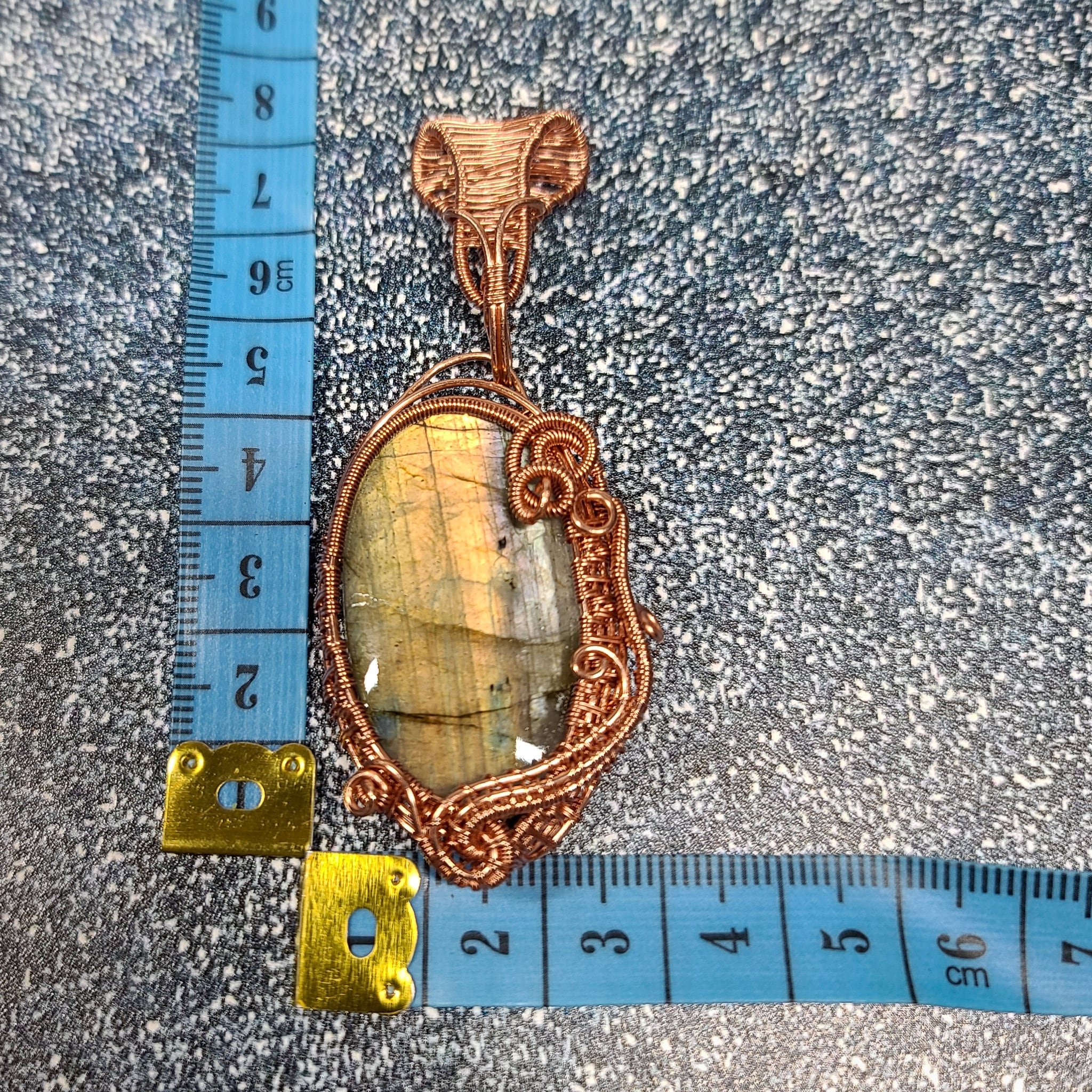 Ulara Moon Labradorite Pendant by Ulara Moon
