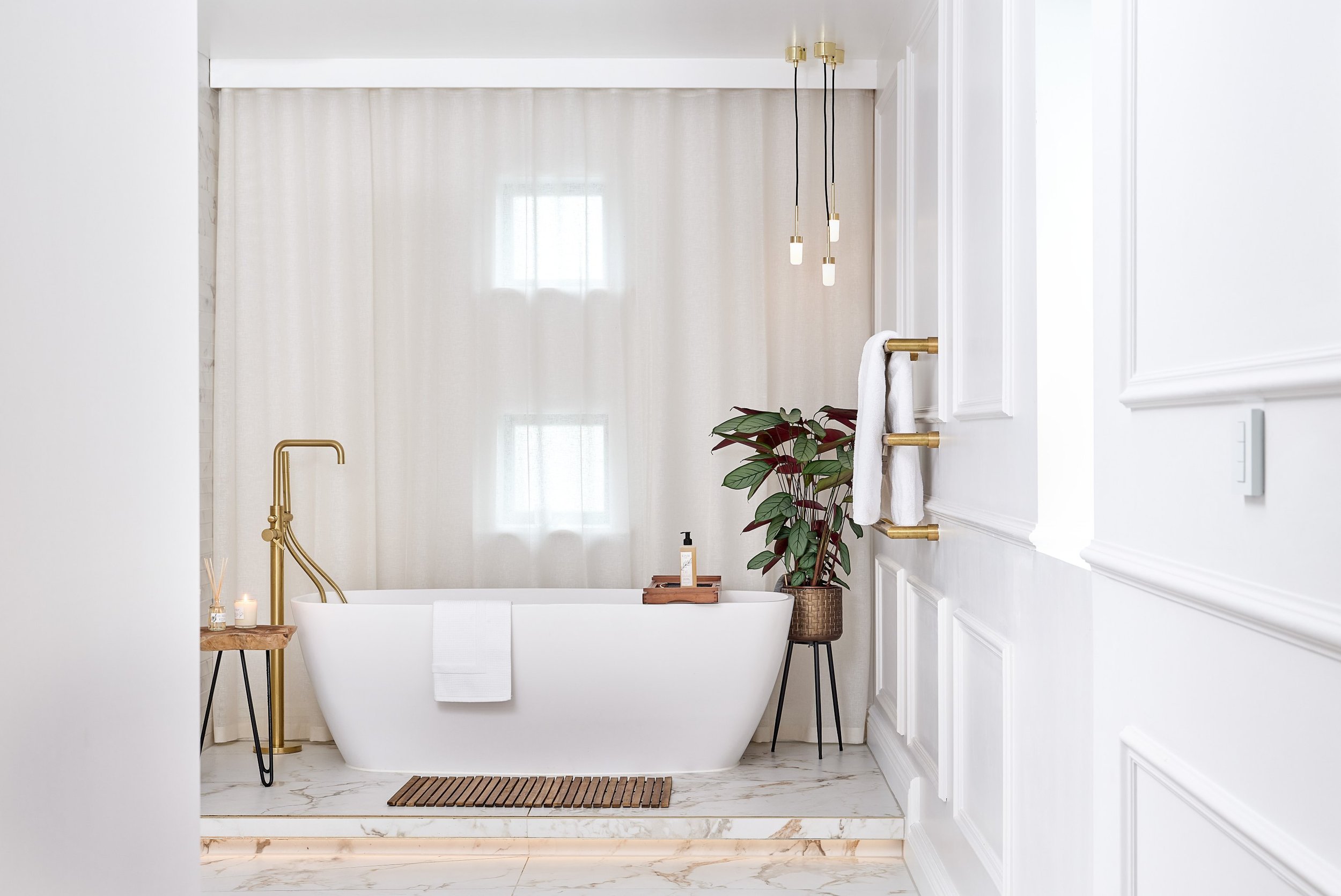 ripples-bathroom-with-freestanding-bath-and-sheer-curtain.jpg