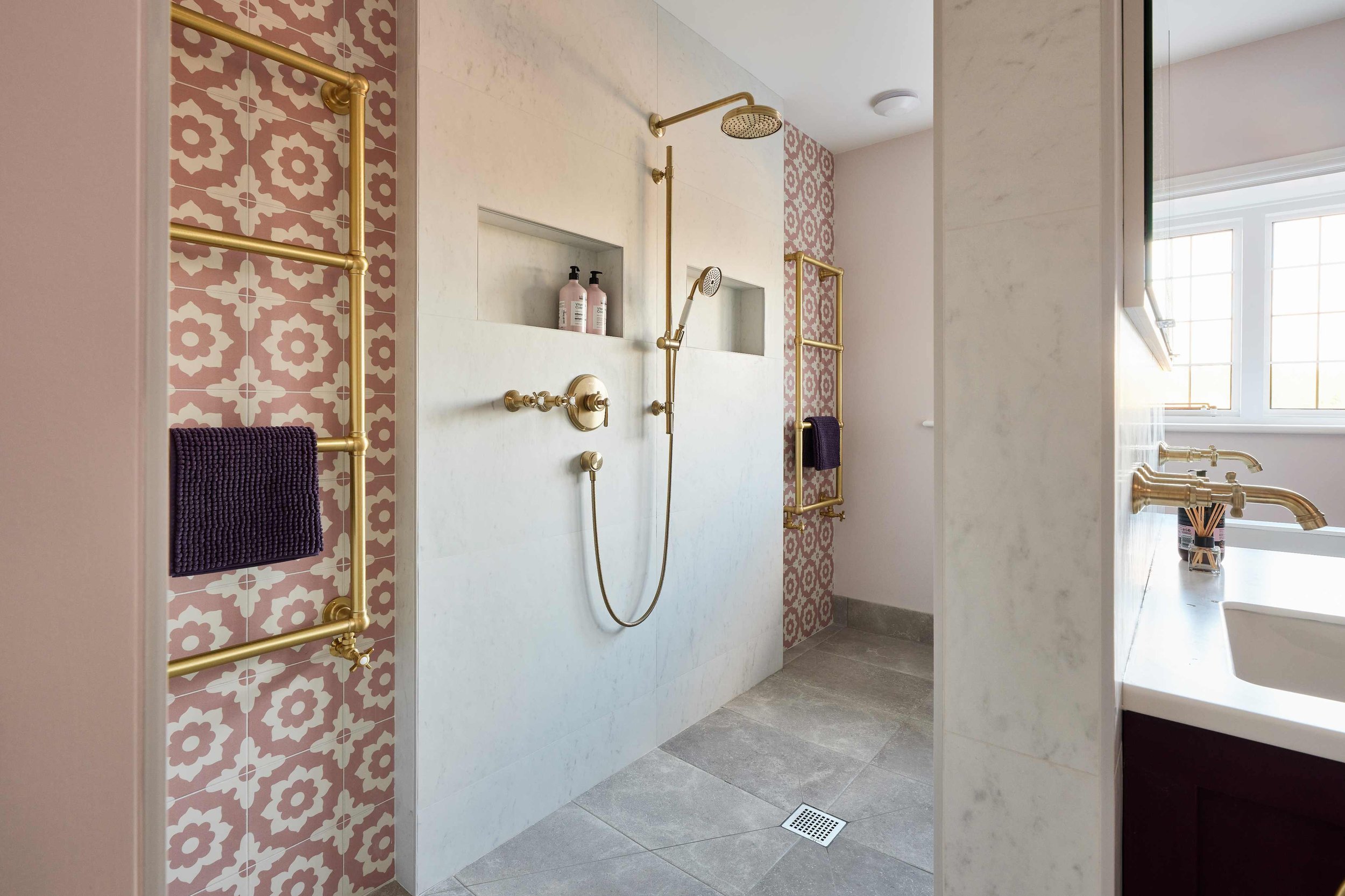 ripples-shower-room-with-floral-tile.jpg