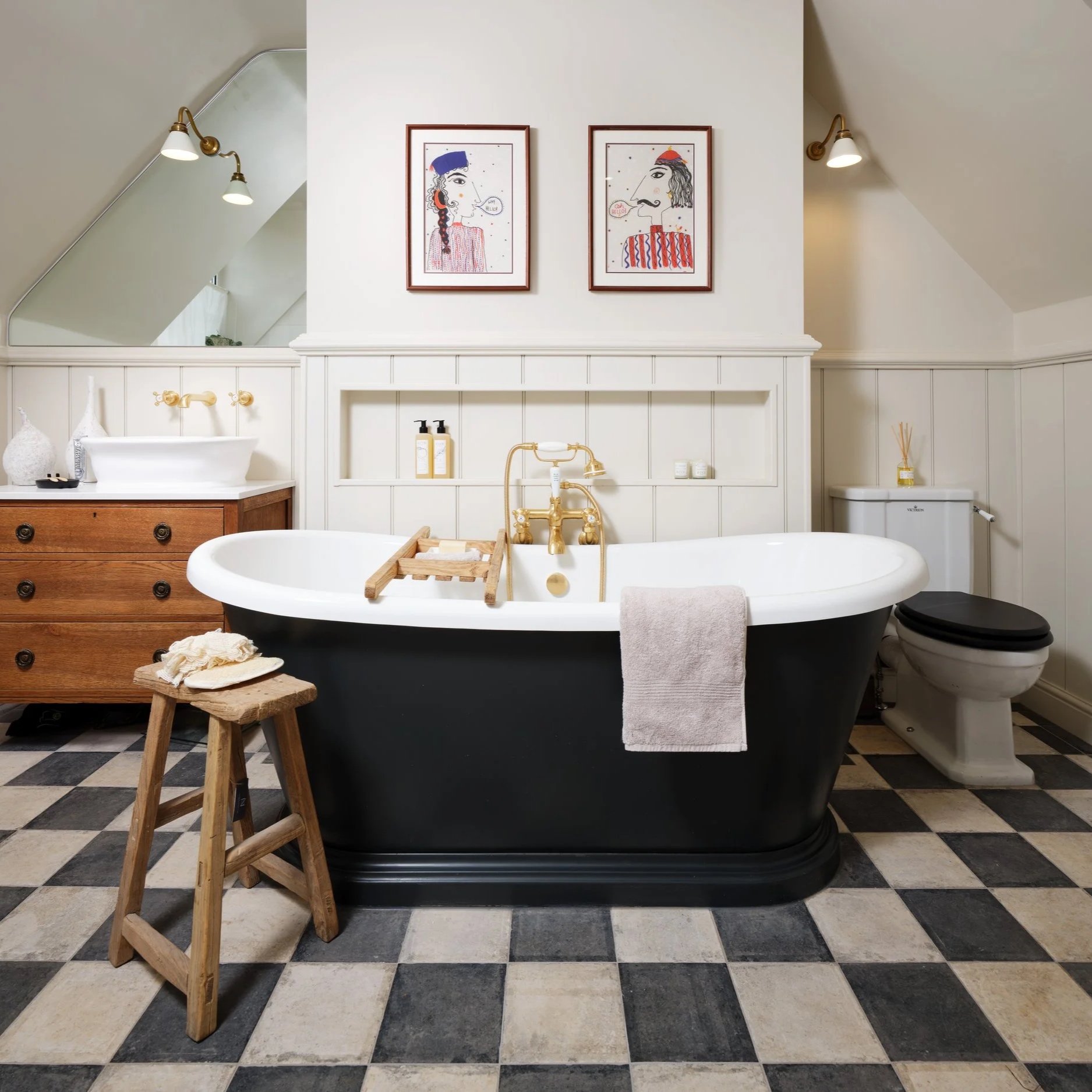 Bathroom Décor: The Return of the British Bathroom