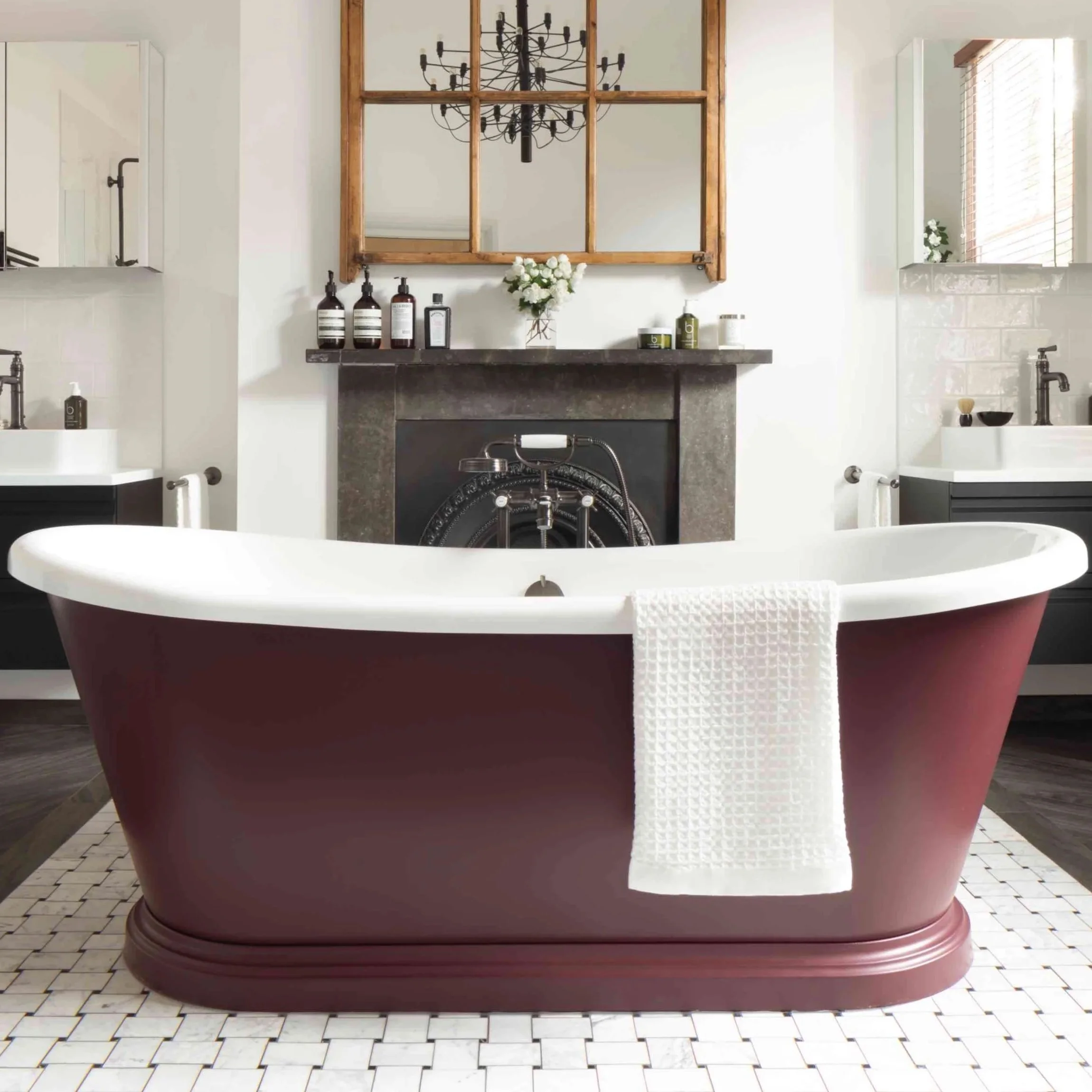 Bathroom Décor: Decorating with Heritage Colours&nbsp;