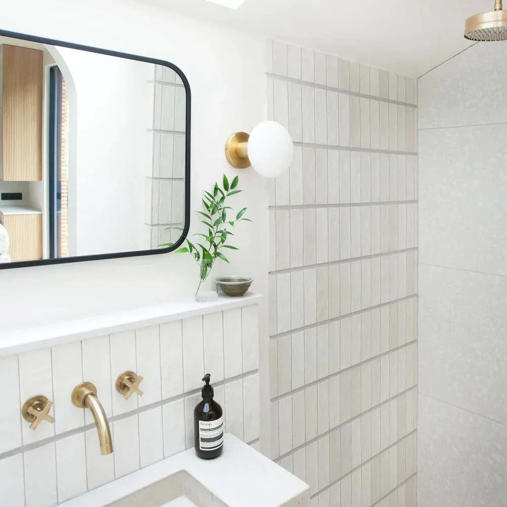 lochan-oval-bathroom-light-tala.jpg