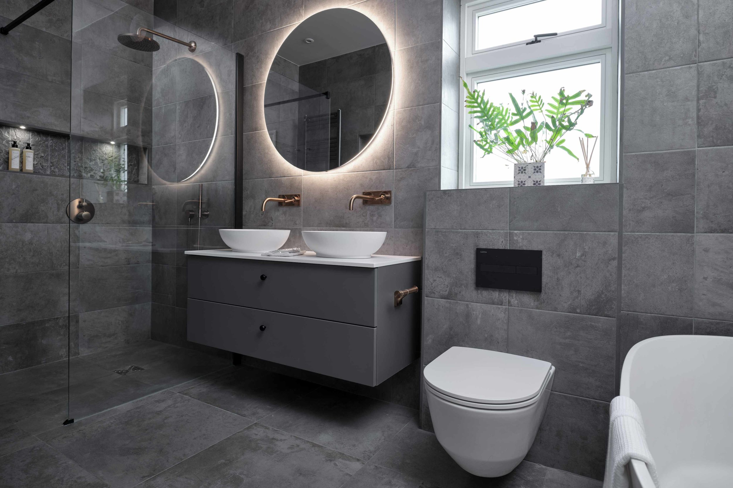 What to Look for When Choosing Bathroom Suites