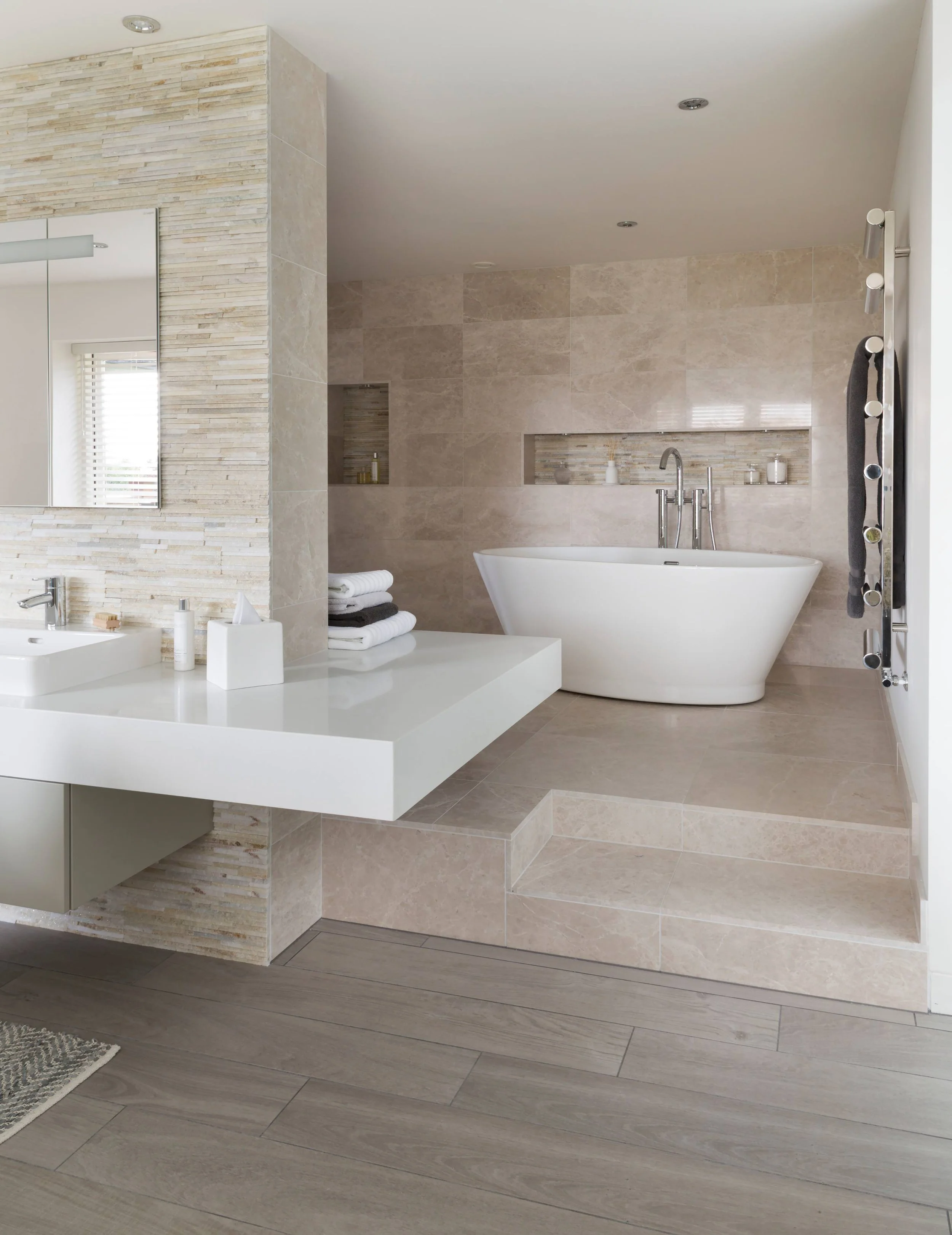 Bathroom Design: Open-Plan Luxury Ensuite